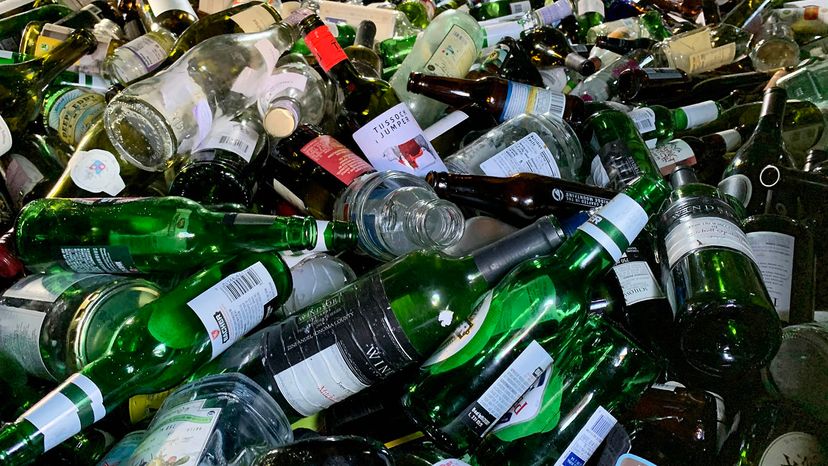 The State of Glass Recycling in the United States: Challenges and Solutions