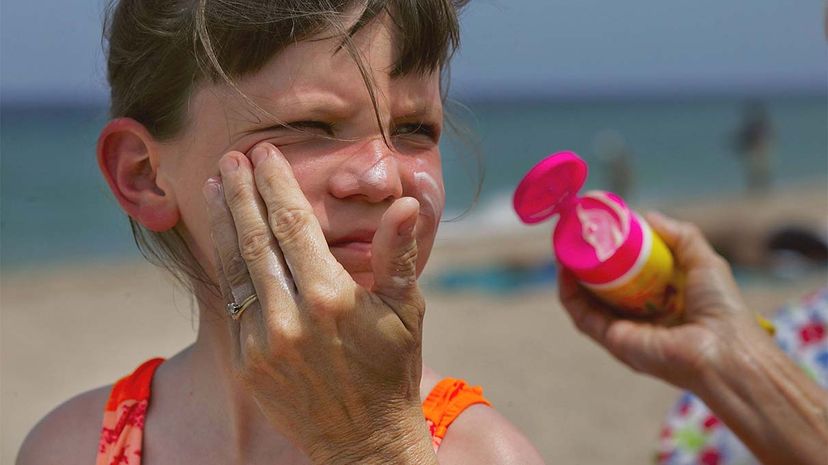 Hawaii Moves to Ban Harmful Sunscreens, Protecting Coral Reefs