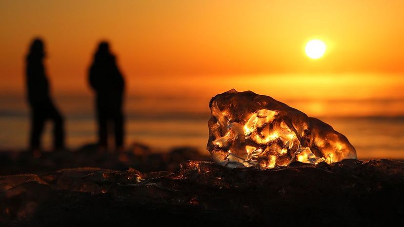 Crystal Clear Jewelry Ice Arrives on Hokkaido Beaches - A Winter Wonder