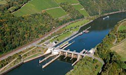 Top 5 Alternative Power Systems: Innovations & Solutions