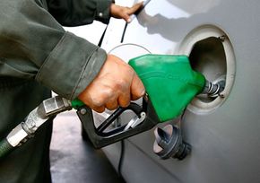 Assessing America s Dependence on Gasoline: A Critical Look