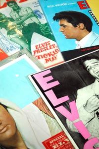 Behind the Legend: Elvis Presley s Struggle with Happiness