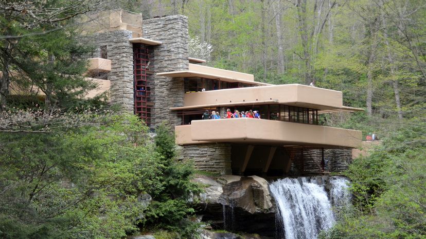 Fallingwater: Frank Lloyd Wright’s Architectural Masterpiece Explained