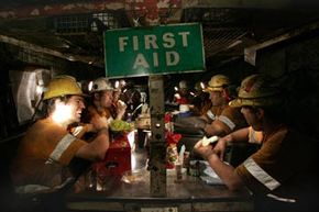 The Inner Mechanics of Underground Mining: Processes, Safety, and Innovation