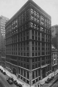 The First Steel-Framed Skyscraper: A Historic Milestone