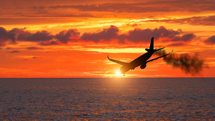 Why Commercial Airplanes Crash: 5 Key Factors Explained