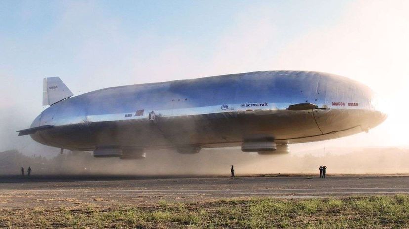 Dirigibles Making a Comeback: The Rise of the Aeroscraft ML866