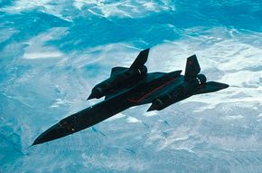 Lockheed SR-71 Blackbird: The World’s Fastest Military Aircraft