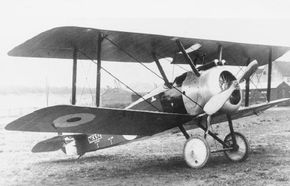 Sopwith Camel F.1: Iconic WWI Fighter with Powerful Rotary Engine