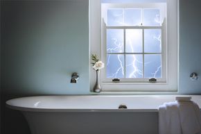 Should You Avoid Bathing During a Thunderstorm? Expert Safety Tips