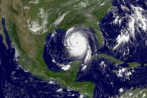 Are Female‑Named Hurricanes Deadlier? Science Explains the Bias