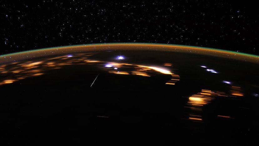 Lyrid Meteor Shower Returns: Expert Guide for Enthusiasts