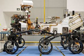 Inside Curiosity: How NASA s Mars Rover Operates