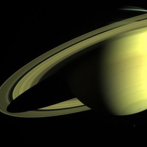 What Constitutes Saturn’s Rings? A Scientific Overview