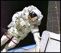How Long Astronauts Can Operate in a Space Suit During Spacewalks
