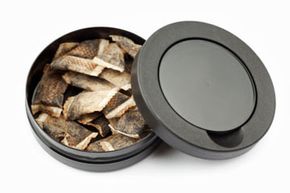 How Snus Works: A Professional Overview of Sweden’s Smokeless Tobacco