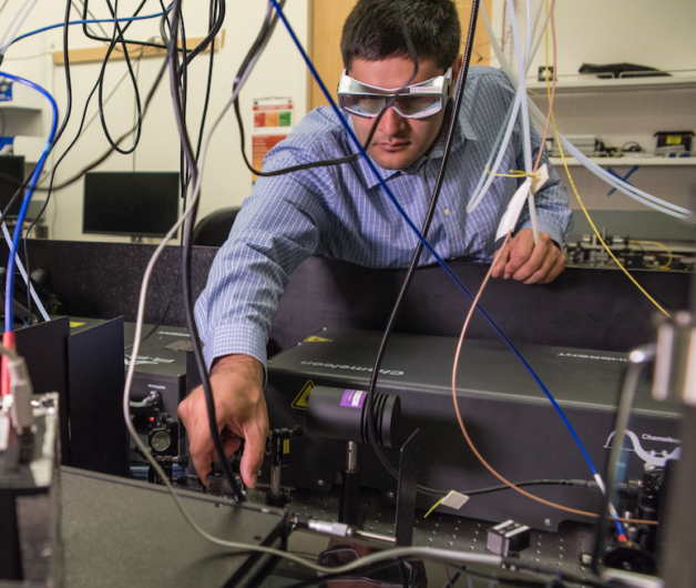 Revolutionary 3‑D Imaging Technique Unlocks Solar Cell Secrets