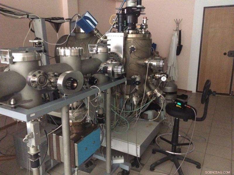 Radiophysicists Achieve 200% Solar Cell Efficiency Boost with Silicon Nanostructures