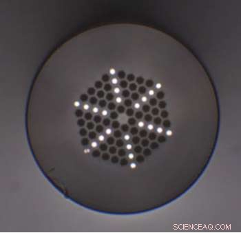 New Amplifier Could Double Fiber‑Optic Cable Capacity, Researchers Announce