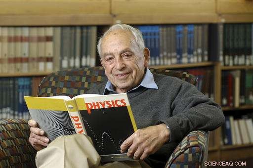 Dr. Edwin Goldwasser, Co-Founder of Fermilab, Passes Away – Renowned Physicist’s Legacy Continues