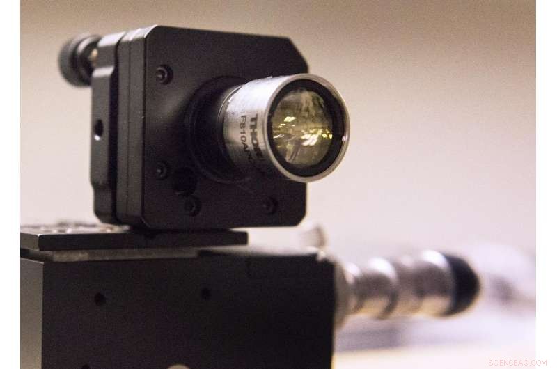 Infrared Links Promise Simplified, Secure Data Center Communication