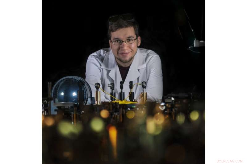 Groundbreaking Method Enables Ultrashort Laser Pulses in Optical Fibers