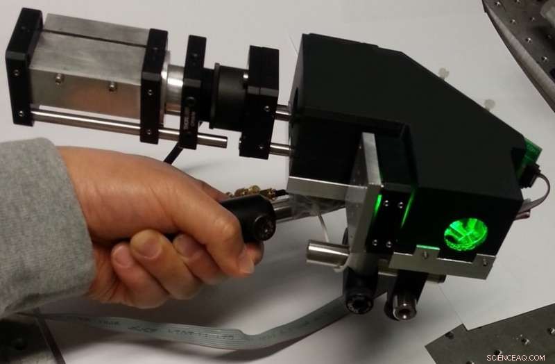 Quantum Key System Enhances Mobile Transaction Security