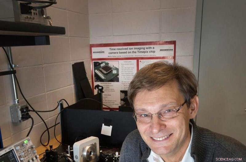 TimepixCam Integrates Cutting-Edge Technologies to Capture Ions and Photons for Advanced Biology and Chemistry Research