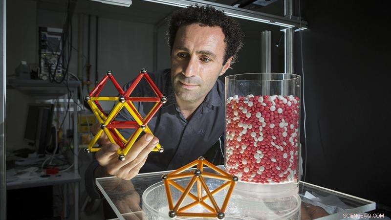 Scientists Find New Method to Maximize Grain and Drug Packing Efficiency