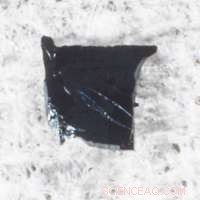 Nickelate Breakthrough: New Compound Paves Way for High‑Temperature Superconductivity