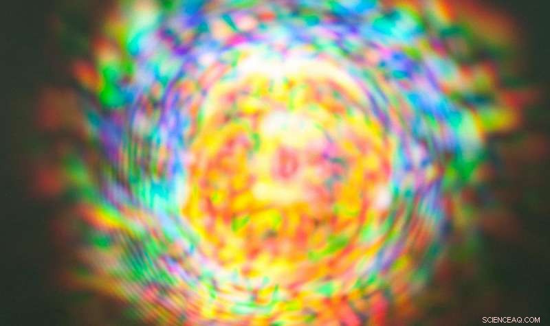 ITMO University Captures Real-Time Holograms of Microscopic Objects at Femtosecond Speeds