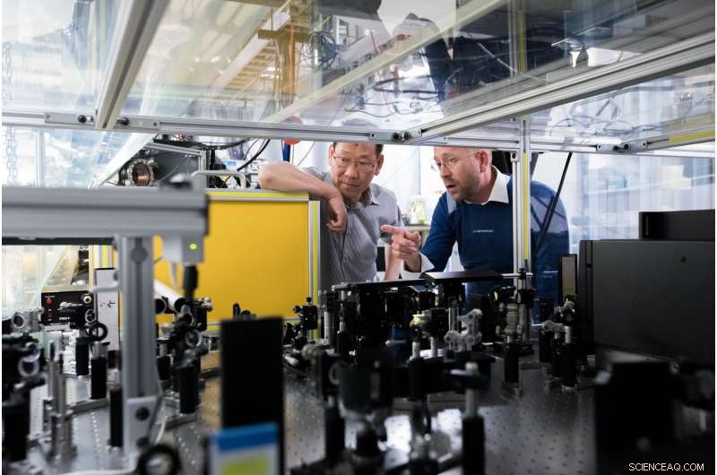 Scientists Capture First Direct View of Electron‑Atom Interactions