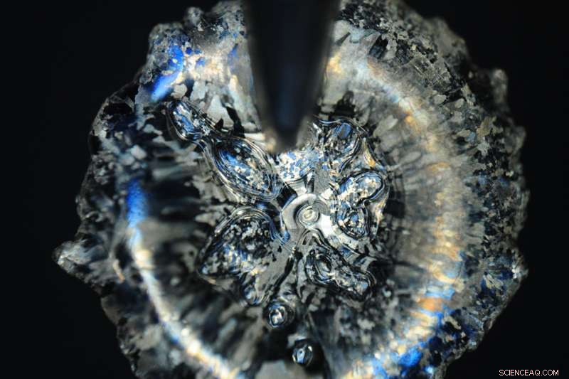 MIT Study Uncovers Novel Method to Control Adhesion of Freezing Droplets