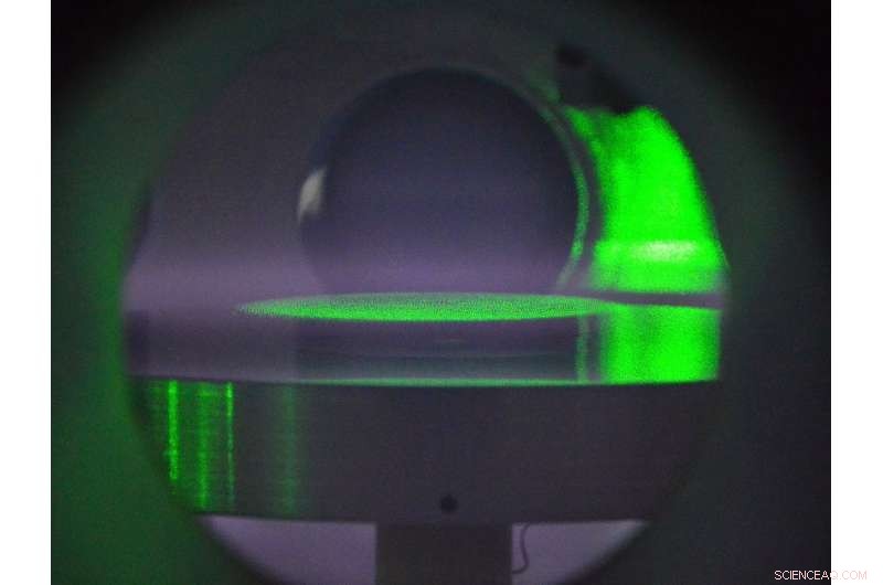 Physicists Demonstrate Life‑Like Behavior in Inert Particles Through Behavior Switching