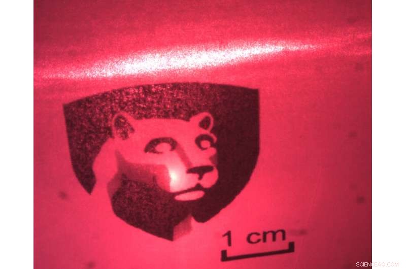 Unexpected Quirk Accelerates Organic Diode Laser Development