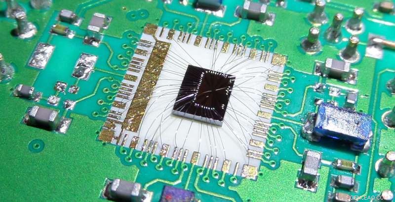 Scientists Reverse Qubits Using Novel Technique