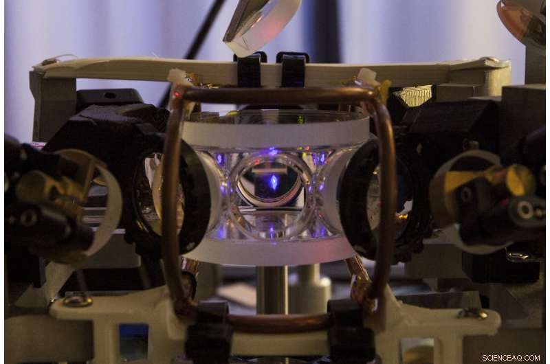 Record‑Breaking Quantum Memory Capacity Using Laser‑Cooled Atomic Ensembles