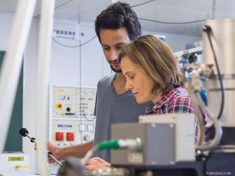 Discovery of Weyl Fermions in Strongly Correlated Electron Systems