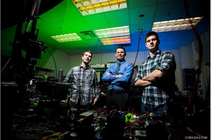 Revolutionizing 3‑D Imaging: Airborne Projection Surpasses Traditional Holograms