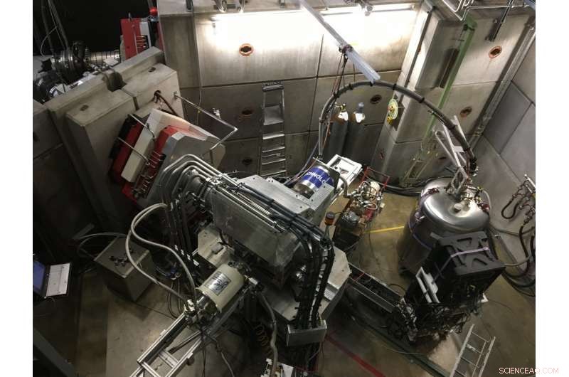 First Experimental Realization of a Quantum Spin Liquid