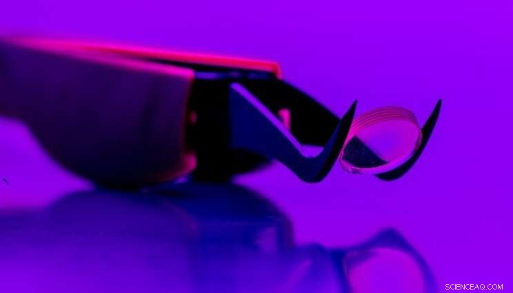Groundbreaking 3D-Printed Glass Optics Achieved by Scientists