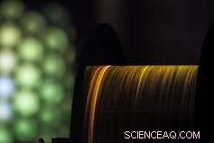 Einstein’s Light‑Based Paradox: A Fascinating Physics Mystery