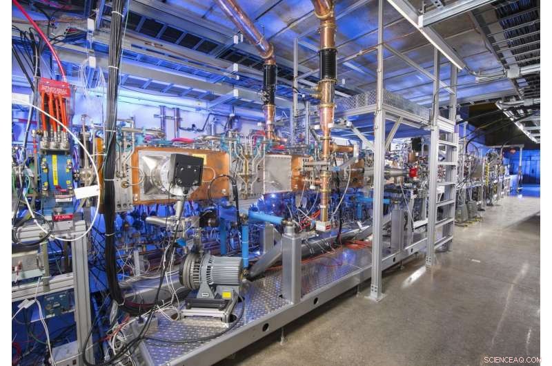 Fermilab to Upgrade Accelerator Complex for Stronger, Higher‑Energy Particle Beams