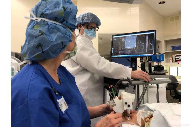 Portable Eye Imaging Device Offers Breakthrough Insights into Vision and Neurological Disorders