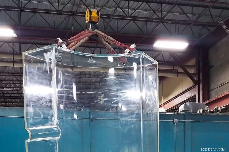 Acrylic Tanks Offer Transparent Insight into Dark Matter Detection