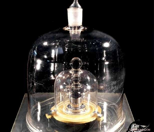 Revolutionizing Mass: Science Redefines the Kilogram with Quantum Precision