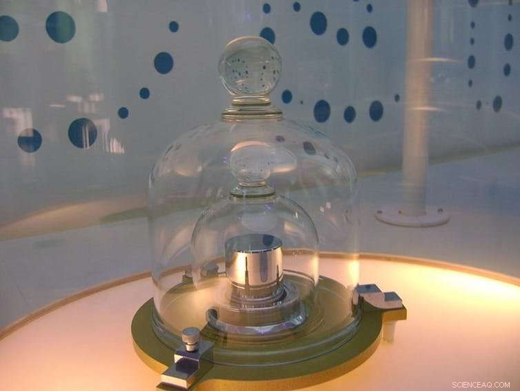 Redefining the Kilogram: Insights from a Leading Physicist