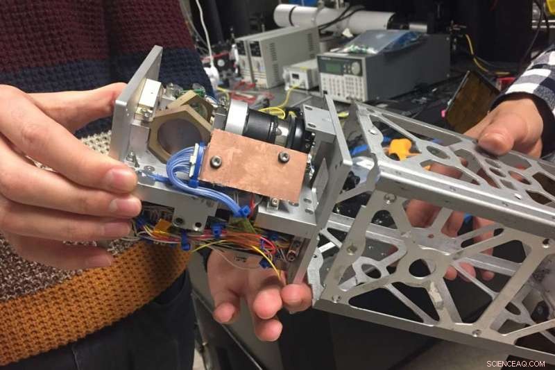MIT’s Laser‑Pointing Platform Enables High‑Speed Data Links for CubeSats