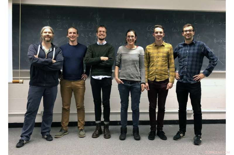 Cambridge Physicists Achieve Collective Control of Thousands of Semiconductor Nuclei