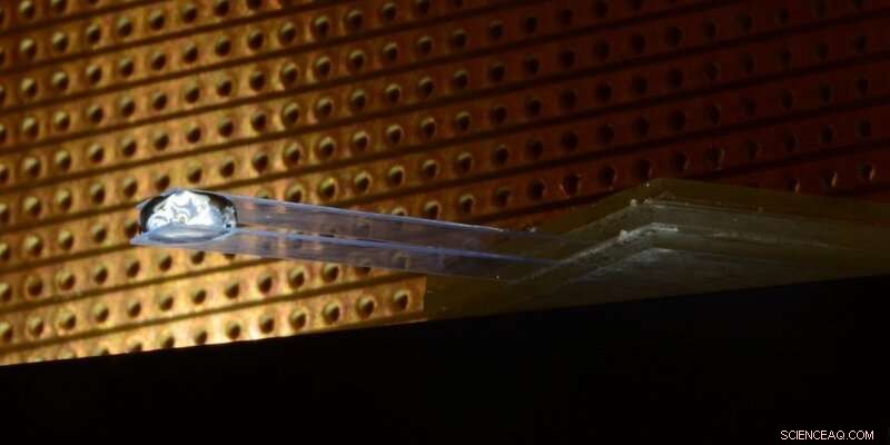 Self-Propelling Liquid Droplets in Microfluidic Channels: A New Passive Transport Method